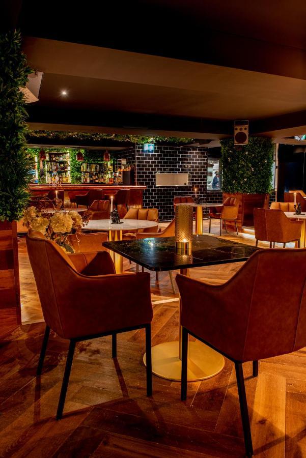 Hotel Bristol Verbier Luaran gambar