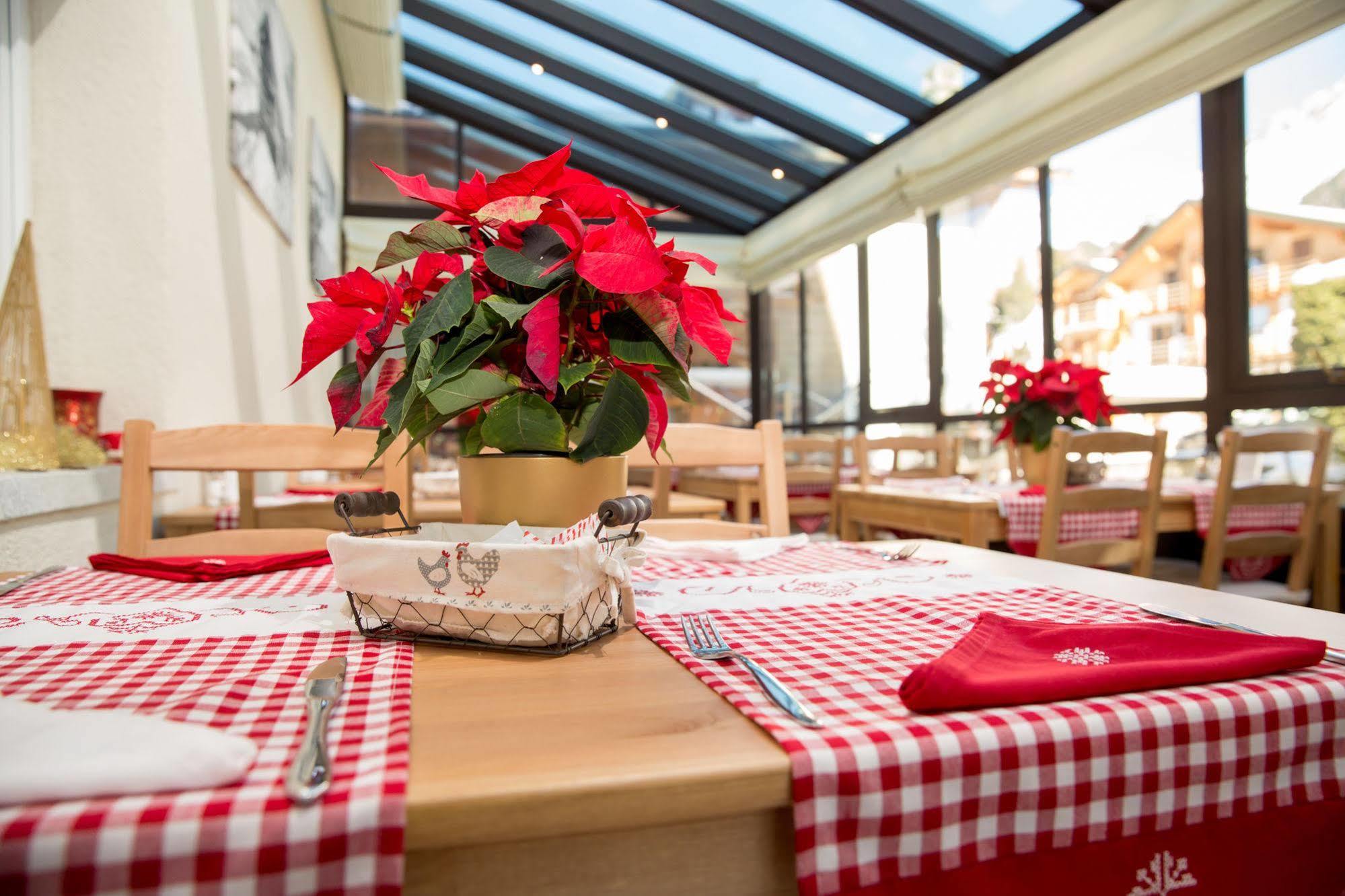 Hotel Bristol Verbier Luaran gambar